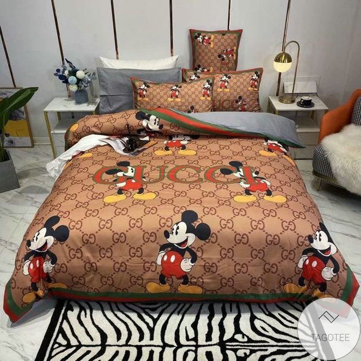 Luxury Gucci X Mickey Mouse Bedding Set