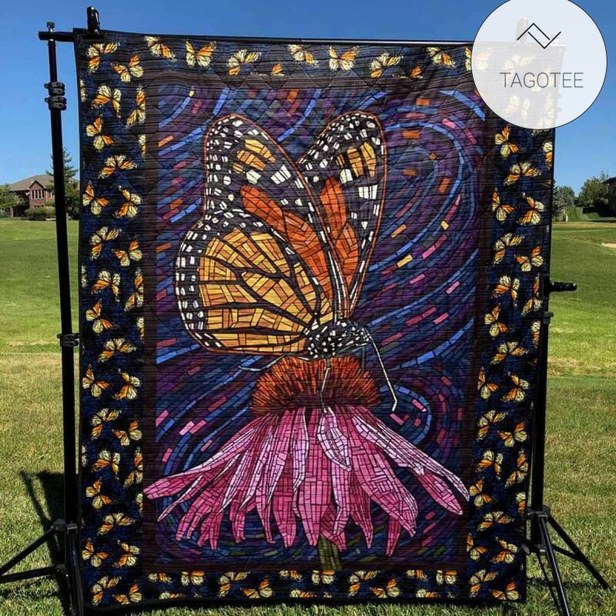 Butterfly In Drake Quilt Blanket