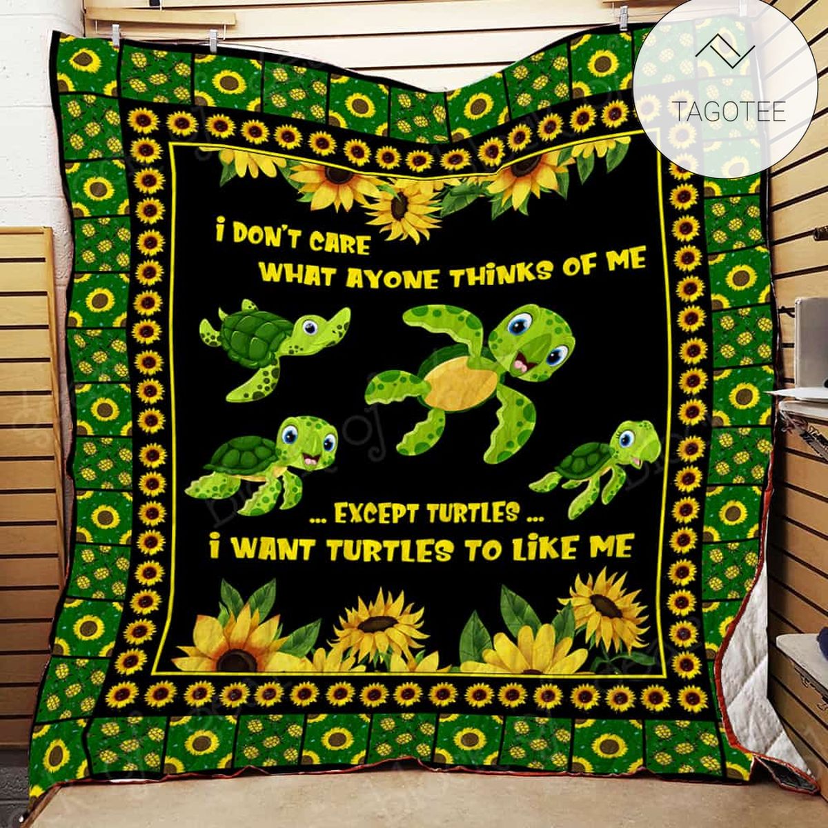 Turtles And Sunflowers Quilt Blanket