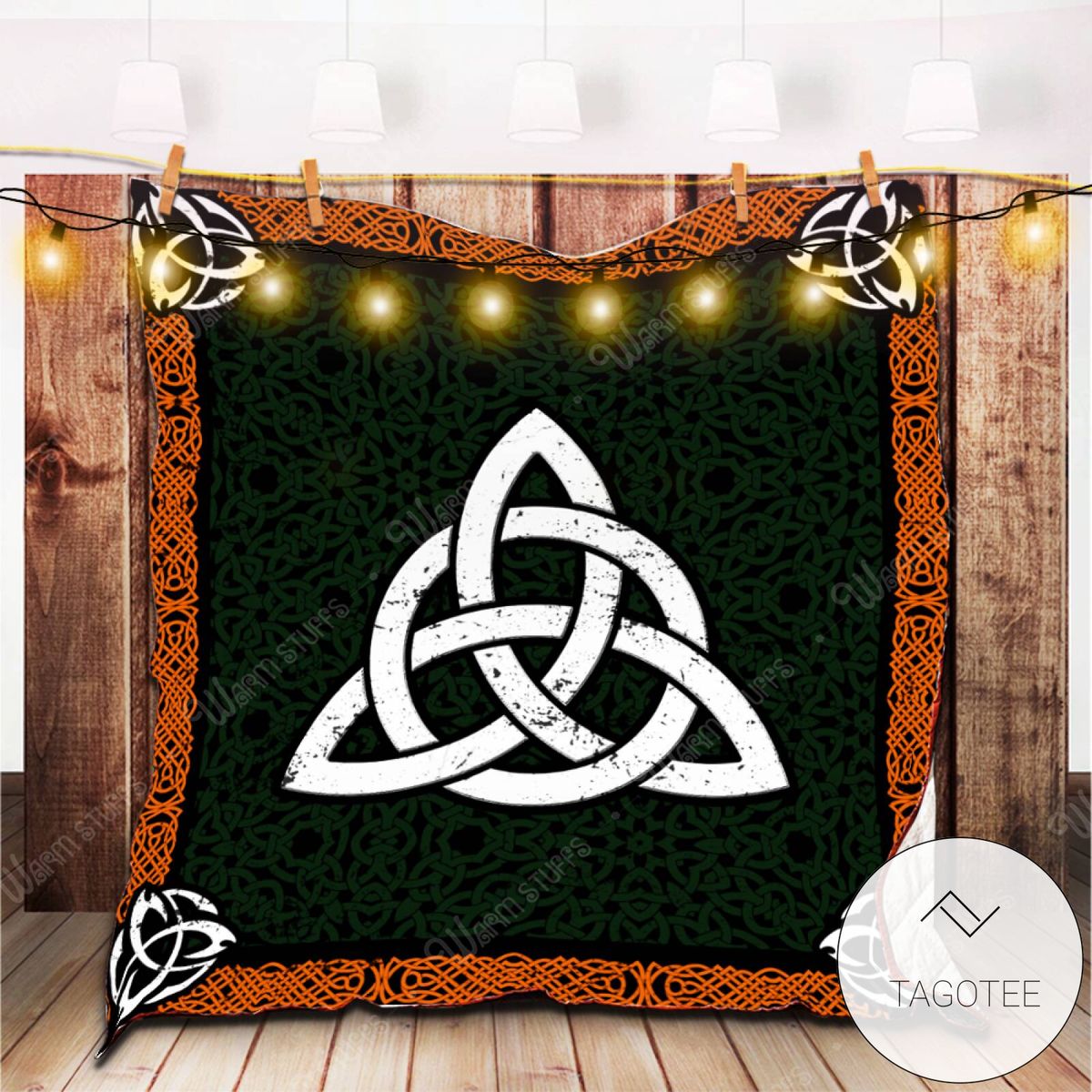 Celtic Trinity Knot Quilt Blanket