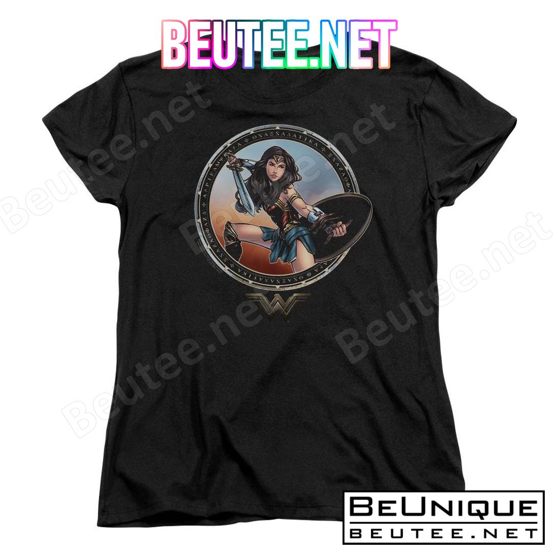 Wonder Woman Battle Pose T-shirt